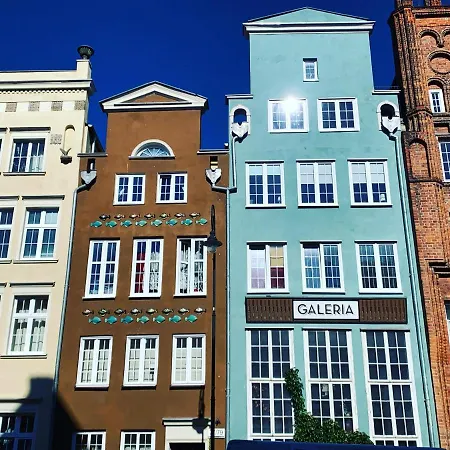 Nap Nadmotlawie Black Apartment Gdansk